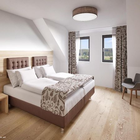 Rossano Boutique Hotel & Ristorante Sachsen bei Ansbach Exterior photo